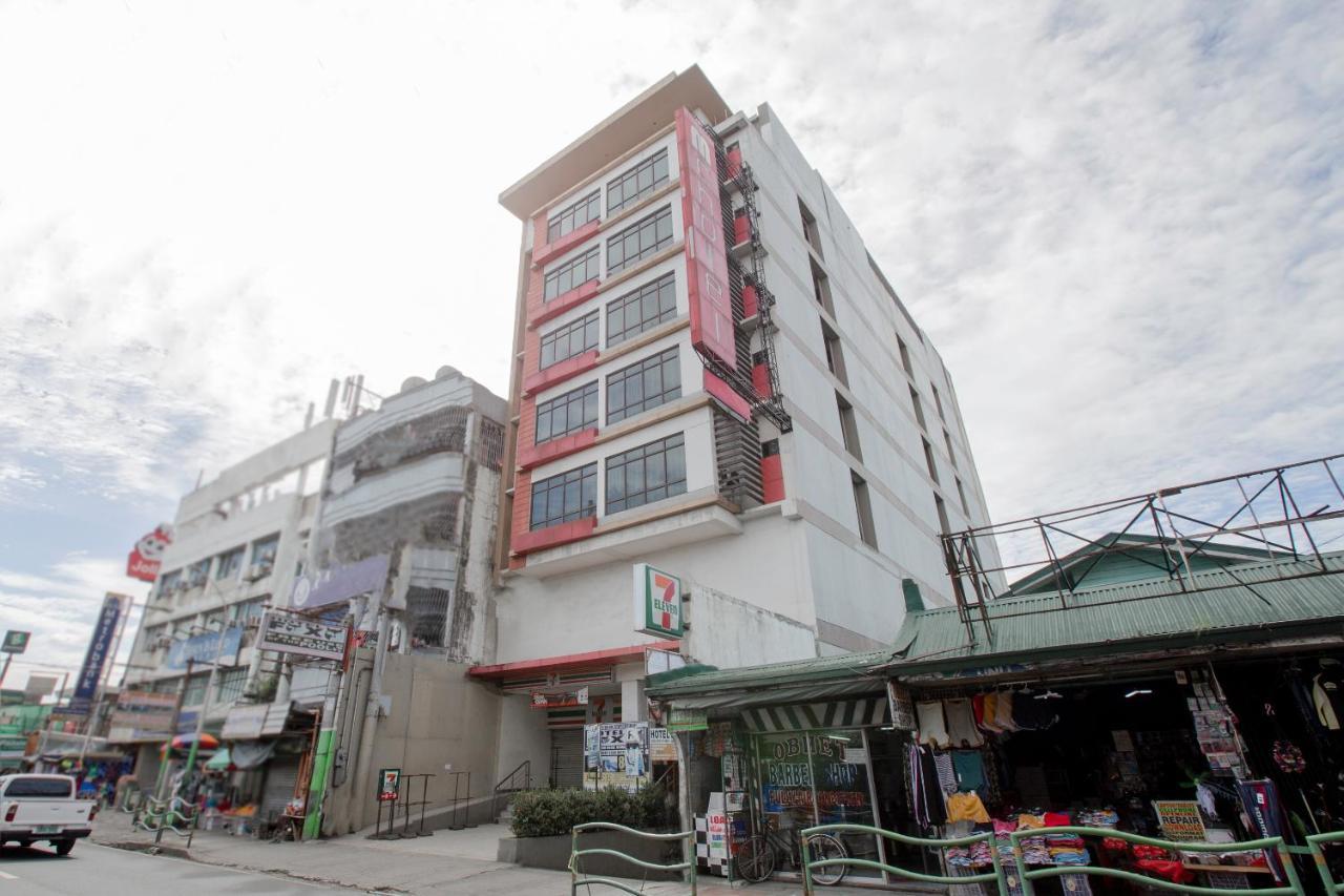 OYO 637 Fox Hotel  Quezon City Esterno foto