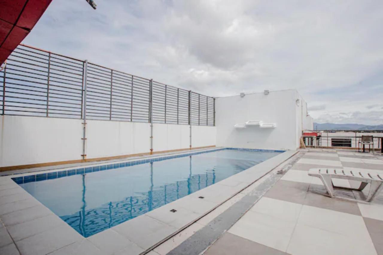 OYO 637 Fox Hotel  Quezon City Esterno foto