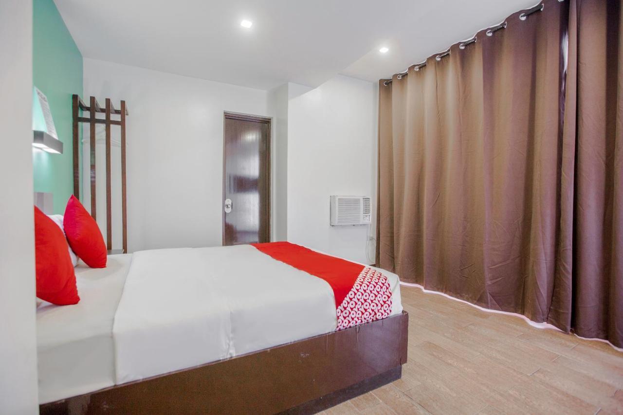 OYO 637 Fox Hotel  Quezon City Esterno foto