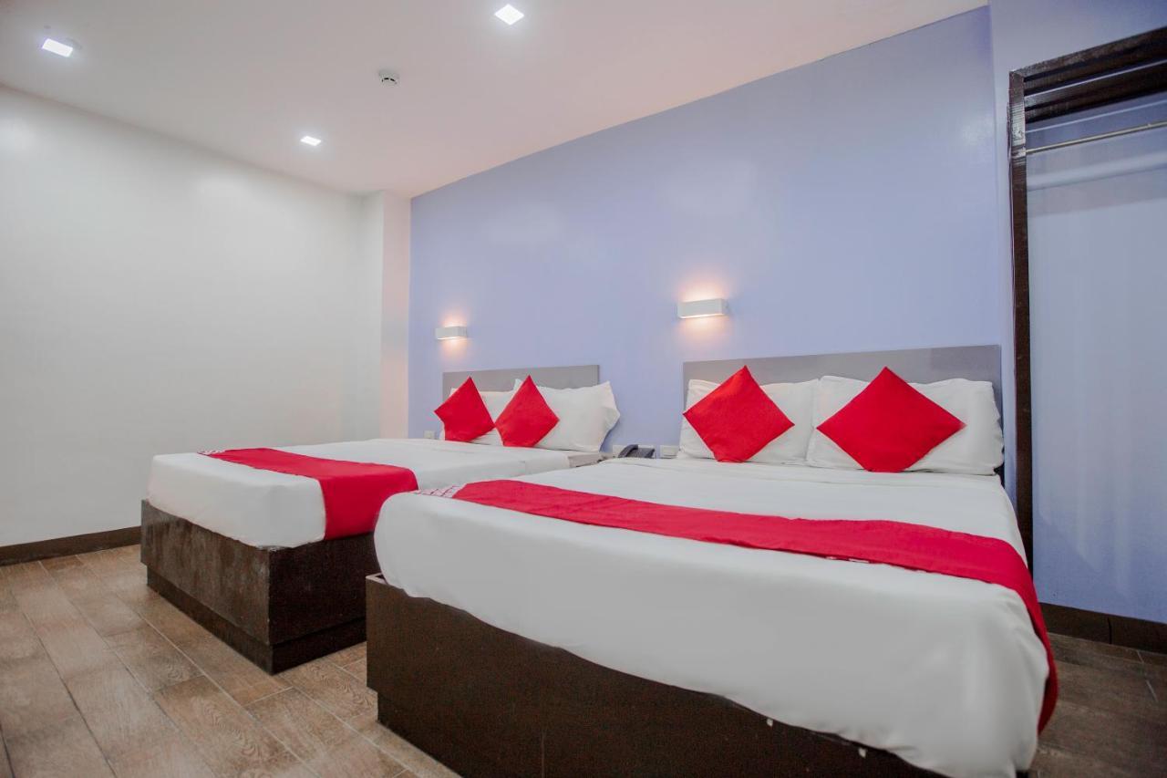 OYO 637 Fox Hotel  Quezon City Esterno foto