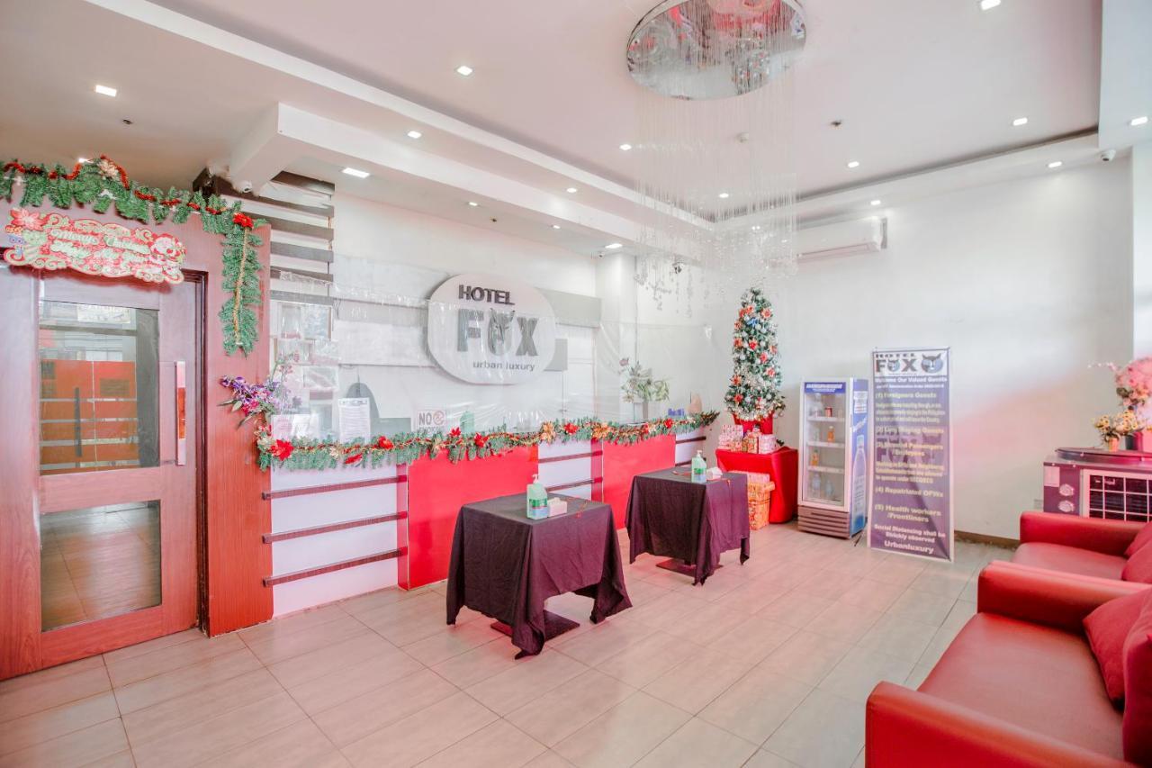 OYO 637 Fox Hotel  Quezon City Esterno foto