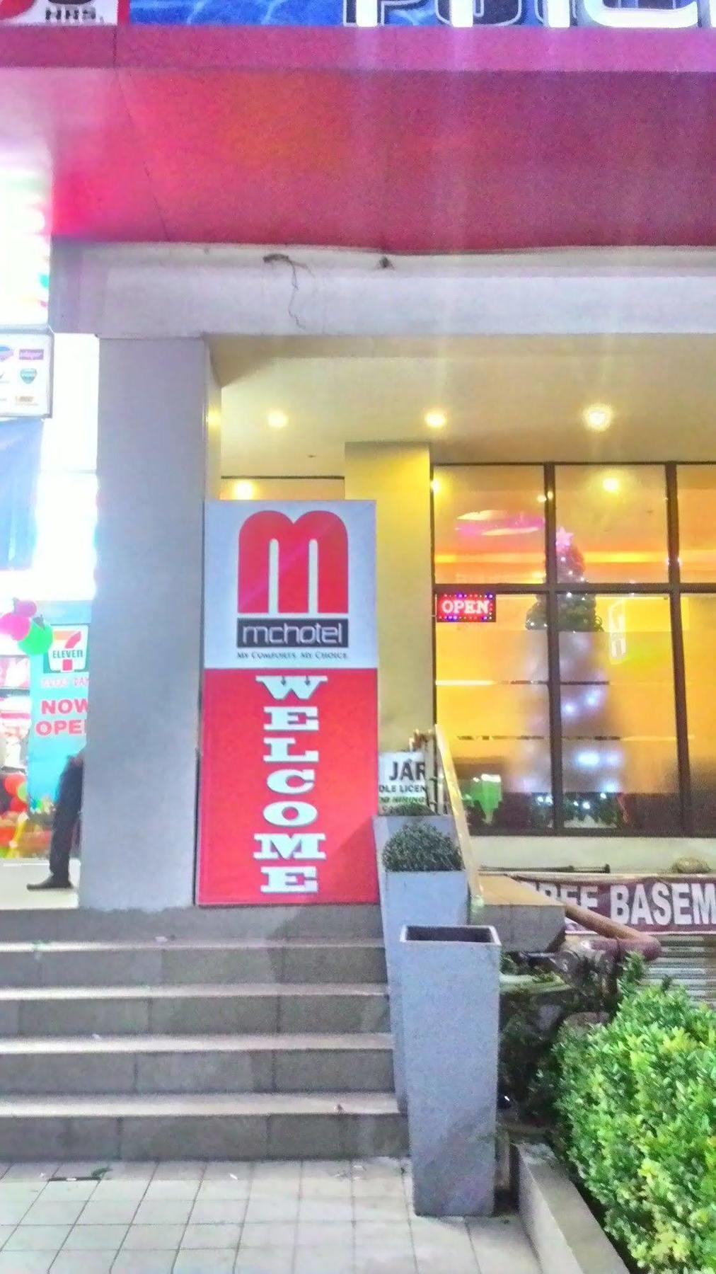OYO 637 Fox Hotel  Quezon City Esterno foto